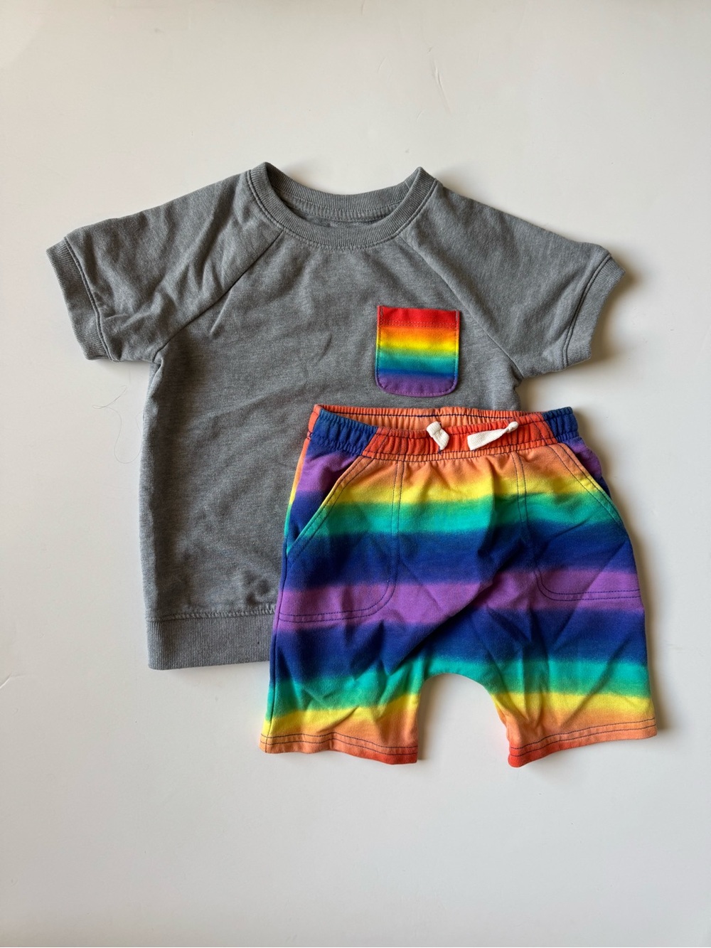 Boys Cat & Jack Gray Tee with Rainbow Pocket and Rainbow Stripe Shorts
